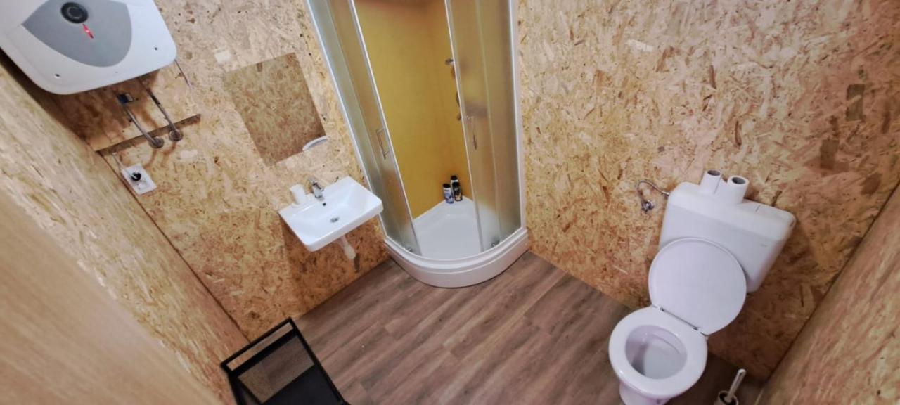 Hébergement de vacances Treehouses Glamping Robinson Ljubač